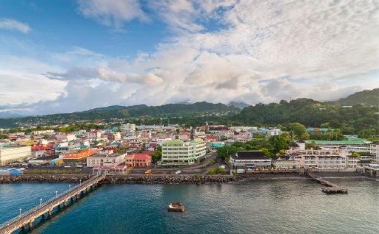 中多文化交流：多米尼克項目為經濟轉型提供支持