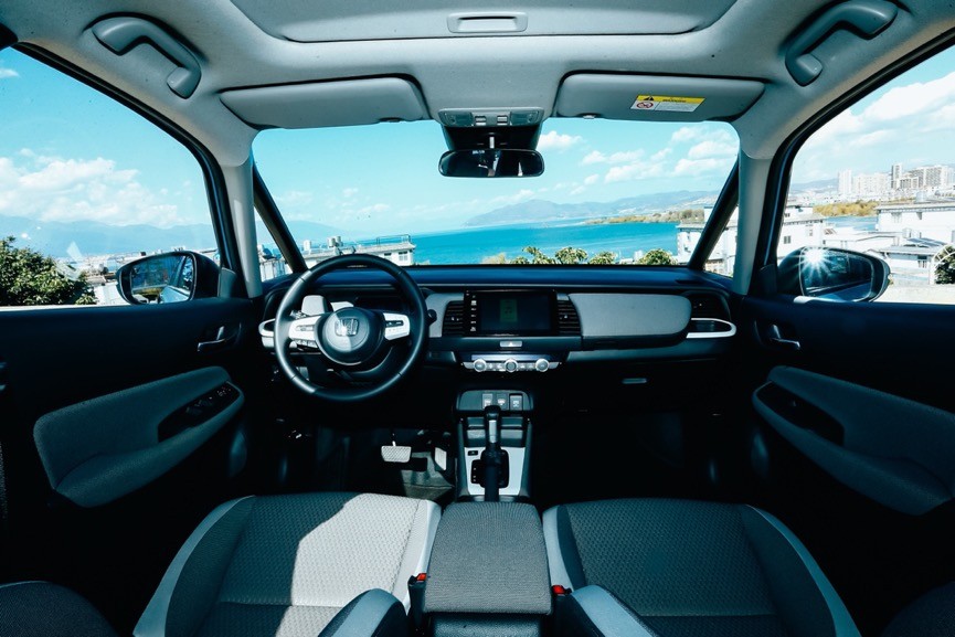 10萬級小型車之爭，東風本田LIFE和廣汽本田飛度誰更值得入手？