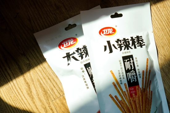 “辣條第一股”衛龍通過港交所聆訊，愛企查顯示此前已完成35.6億元A輪融資