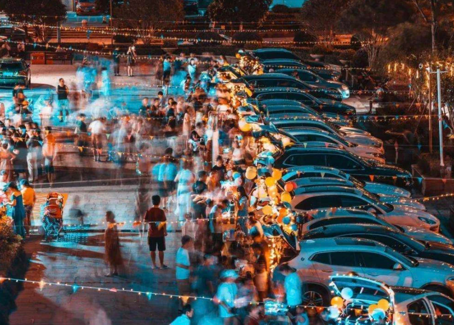 性價比+大空間，云度π1 lite輕享版的后備箱能幫你日入千元