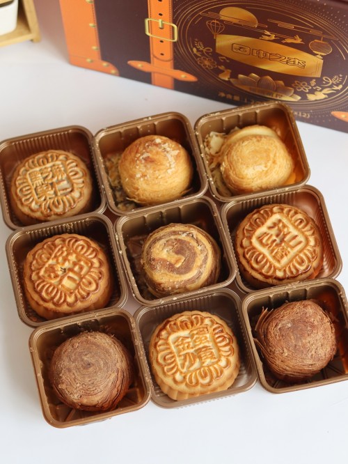 被朋友安利的中之杰月餅！全家都直接夸好吃
